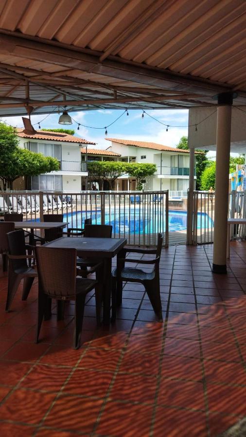 Villa Alejandra Girardot Extérieur photo