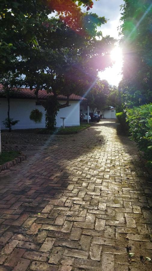Villa Alejandra Girardot Extérieur photo