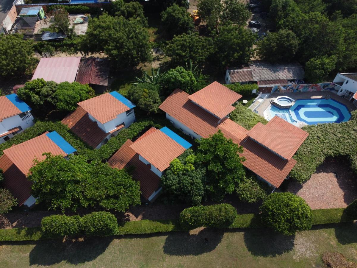 Villa Alejandra Girardot Extérieur photo