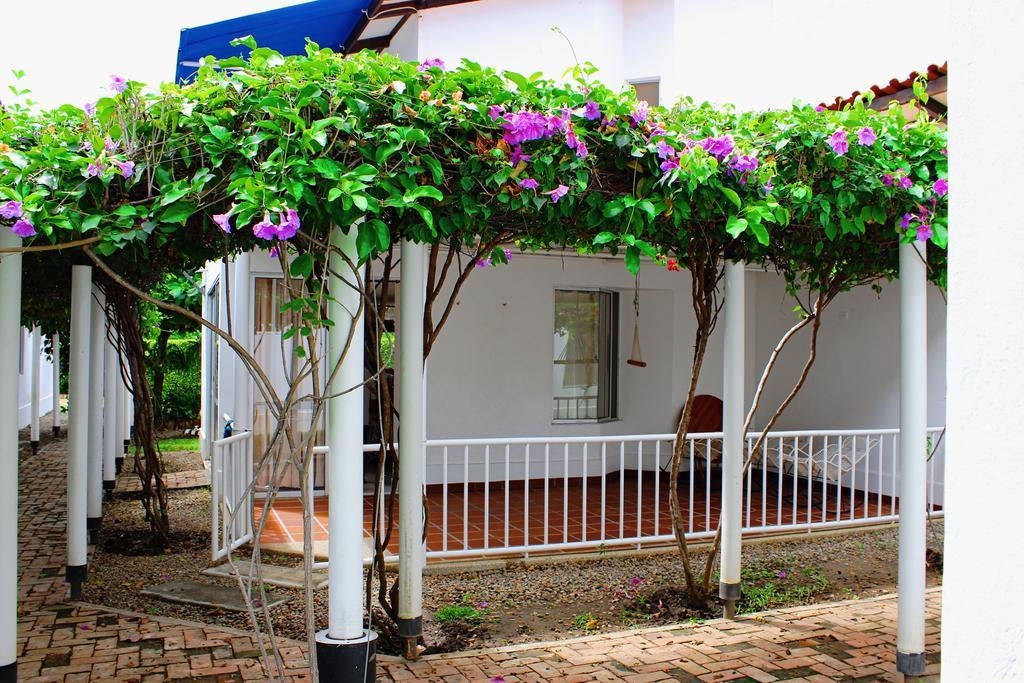 Villa Alejandra Girardot Extérieur photo